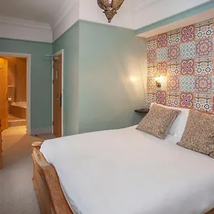 Higgihaus #5 Sleeps 14-16 Hens Stags Big Groups United Kingdom