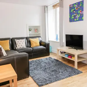 Stead's Place, United Kingdom